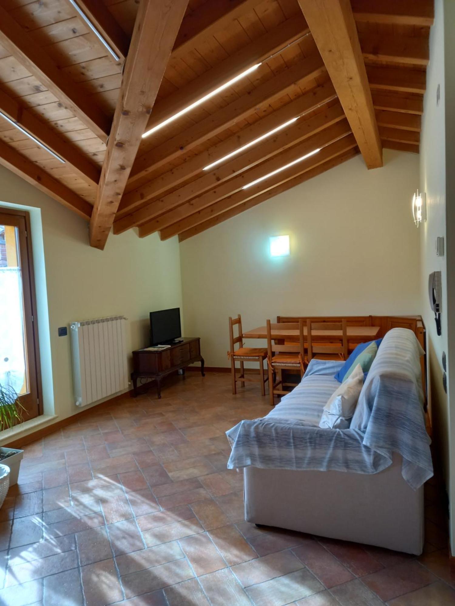 Casa Vacanze Tania Somendenna Kültér fotó
