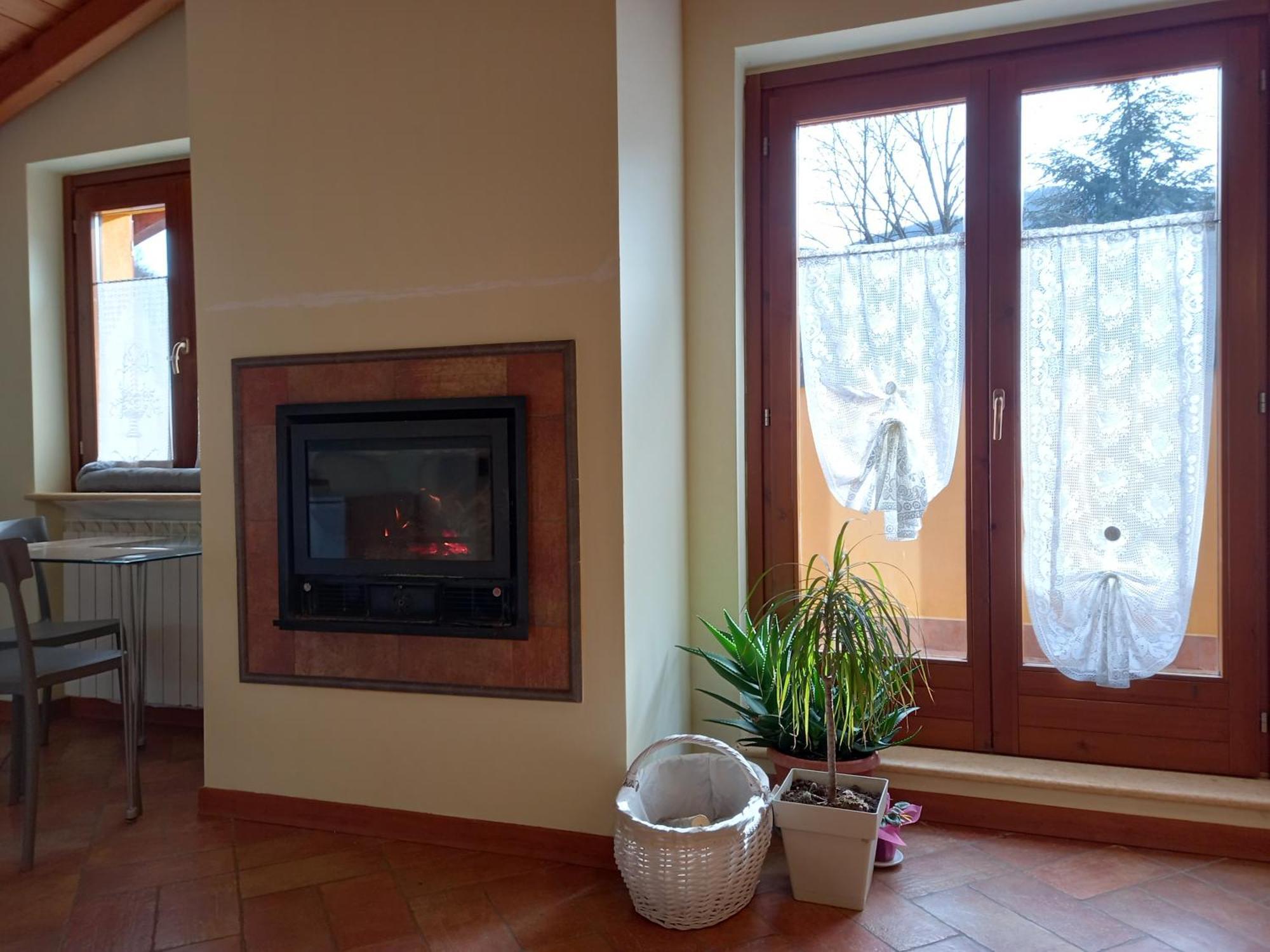 Casa Vacanze Tania Somendenna Kültér fotó